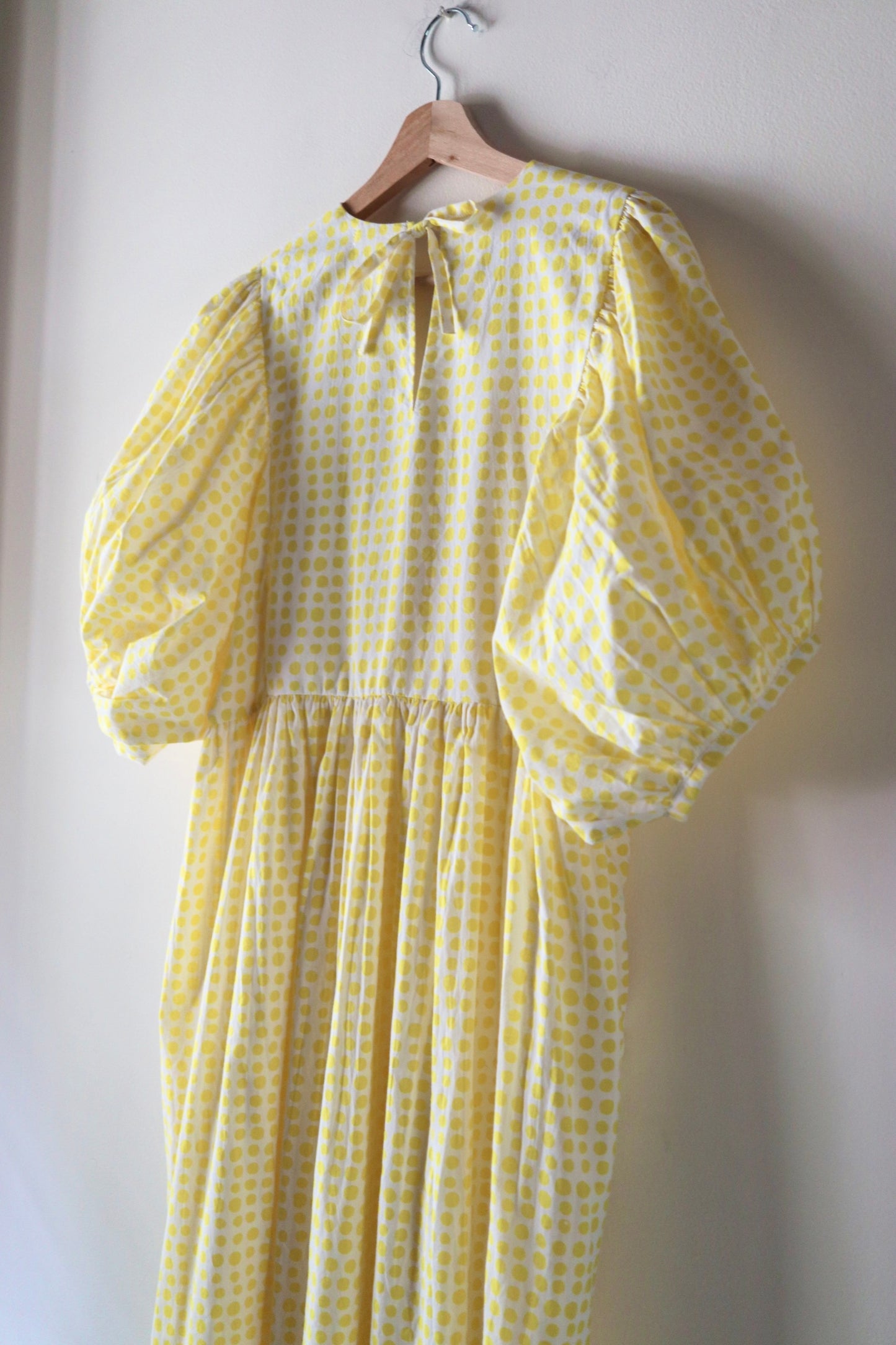 Puff Sleeve Dress [パフ スリーブ ドレス]