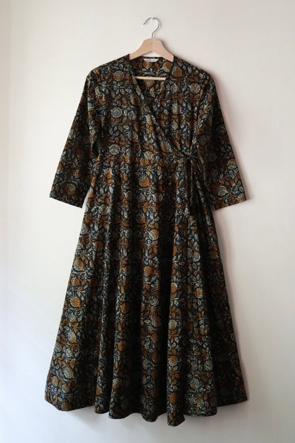 【12/10 (水) 21:00 JST 販売開始】Drape Wrap Dress [ドレープラップドレス]