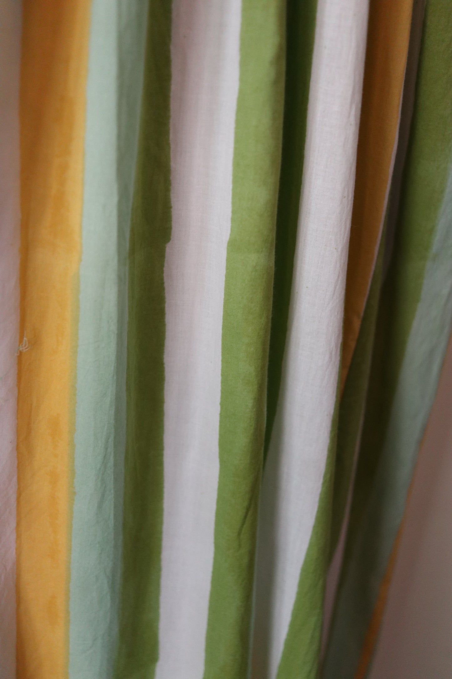 【3/1 (日) 11:30am JST 販売開始】Balloon sleeve dress