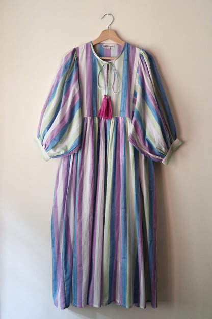 Balloon sleeve dress