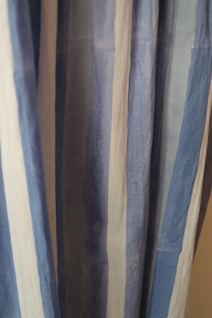 Balloon sleeve dress