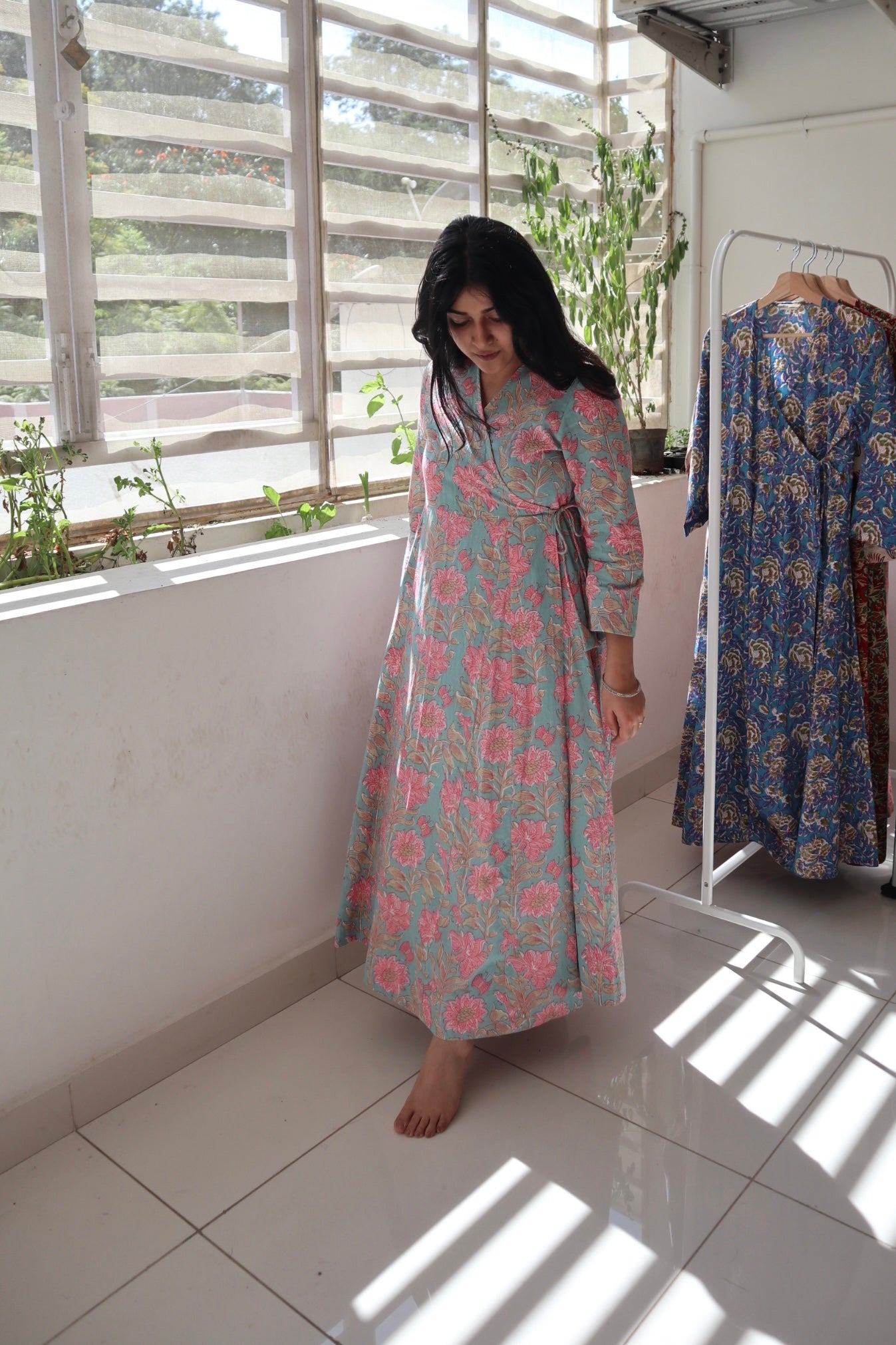 【12/10 (水) 21:00 JST 販売開始】Drape Wrap Dress [ドレープラップドレス]