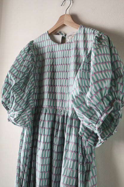 【7/23(木)21:00 JST 販売開始】Puff Sleeve Dress [パフ スリーブ ドレス]