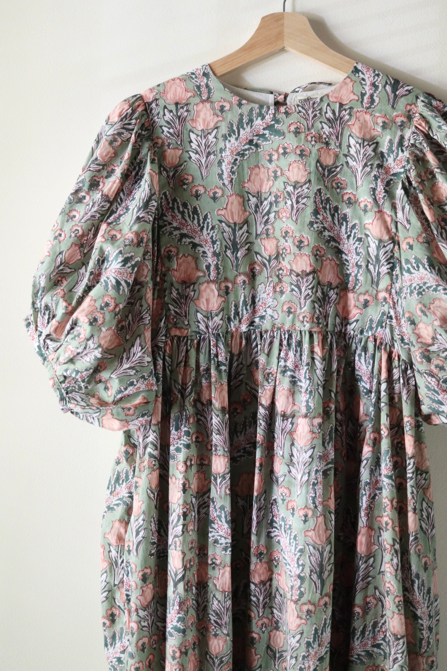 Puff Sleeve Dress [パフ スリーブ ドレス]