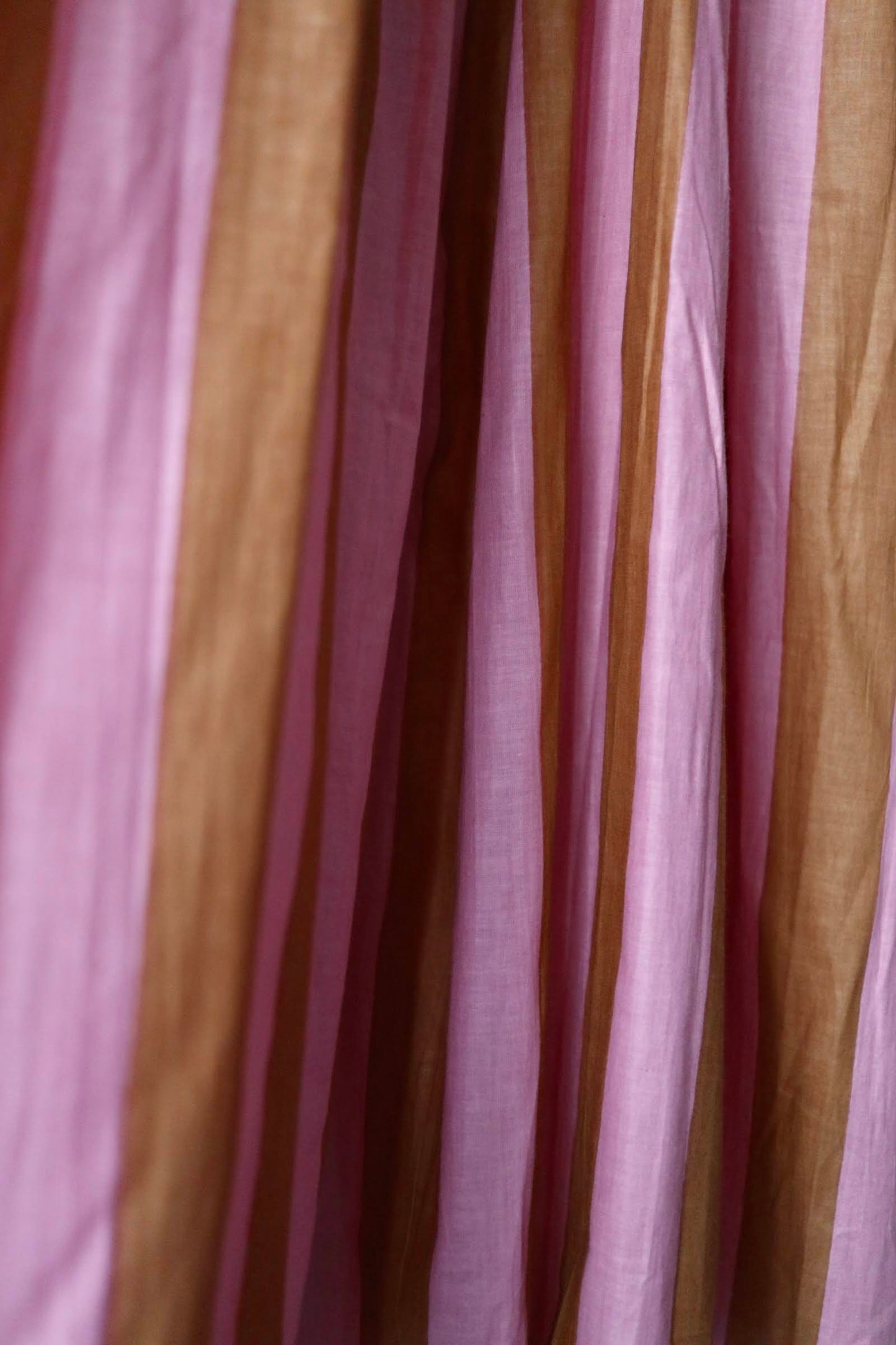 Balloon sleeve dress