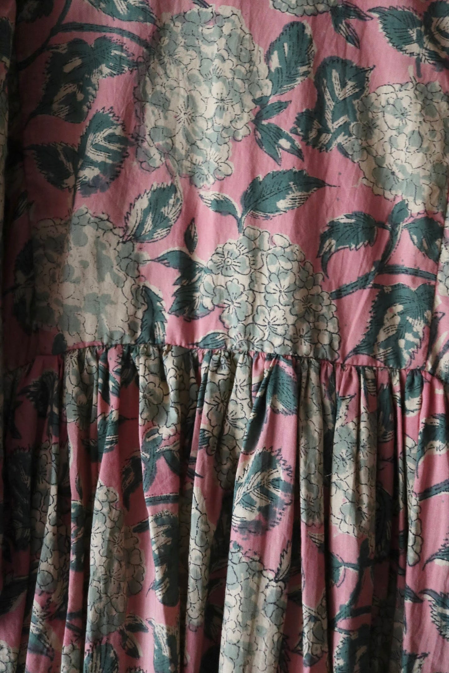 Balloon sleeve dress