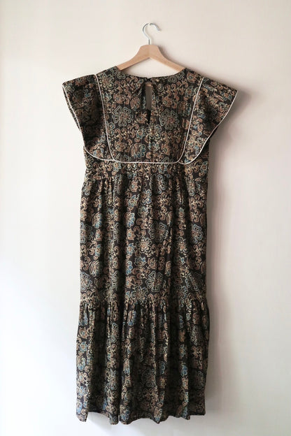 Yoke dress-flower-