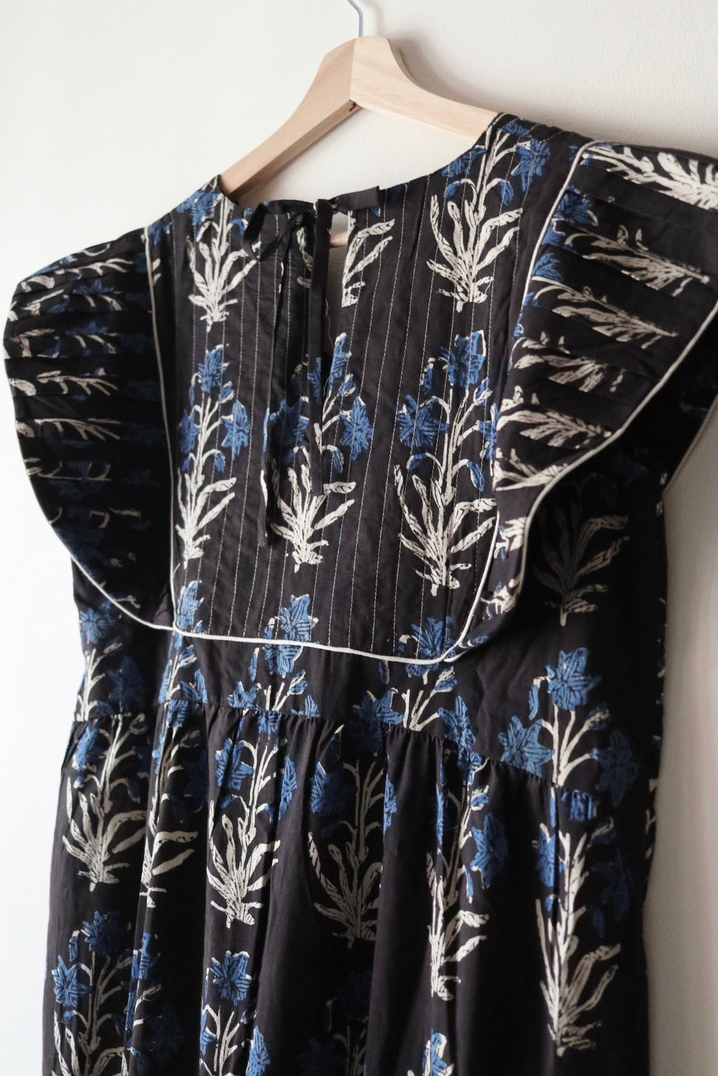 Yoke dress-lily-