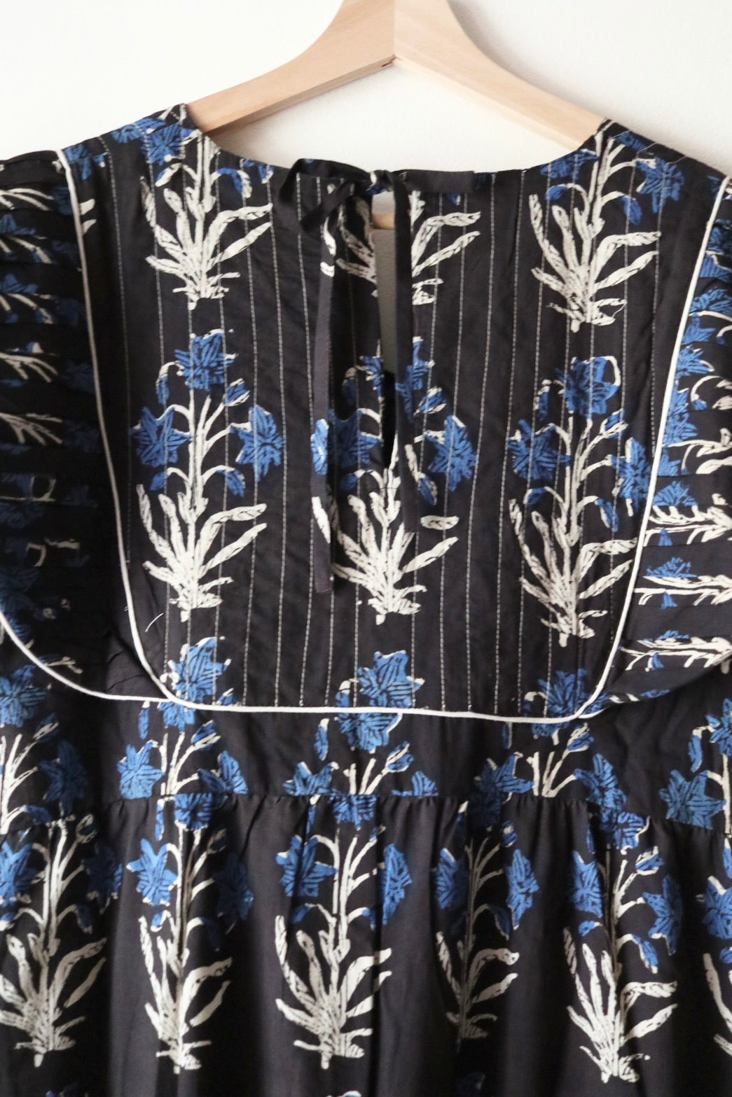 Yoke dress-lily-