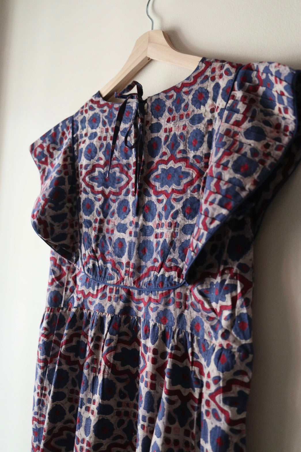 Yoke dress -symmetry-