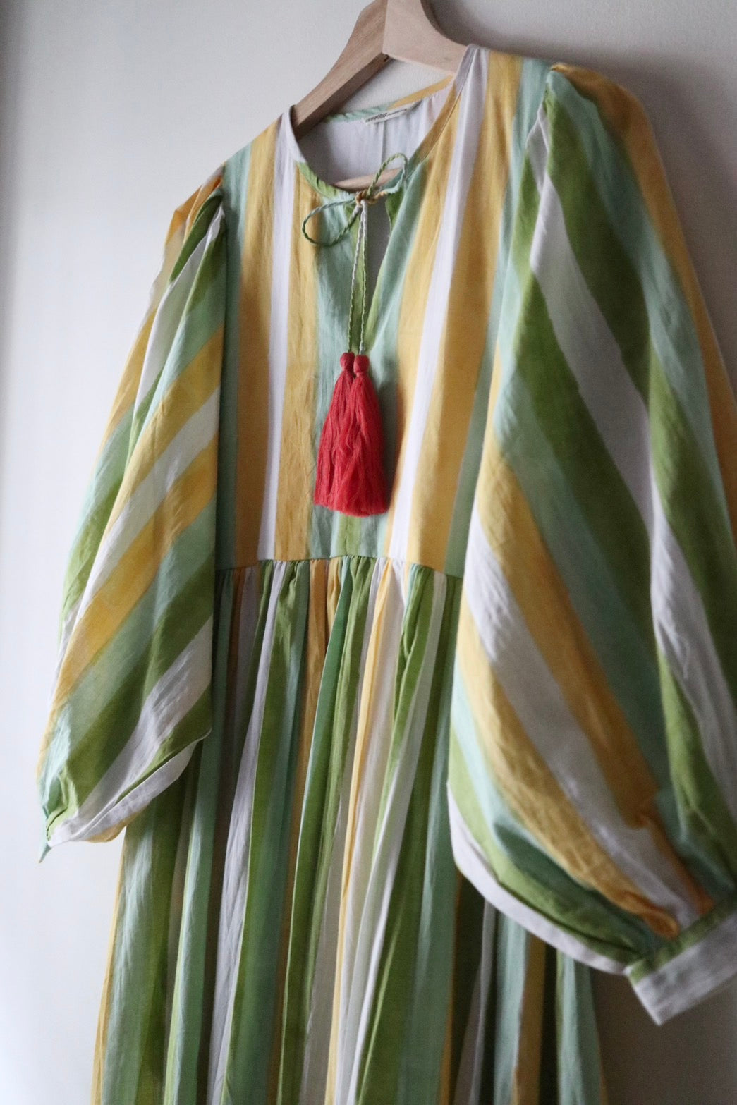 Balloon sleeve dress_ Pastel Stripe Yellow