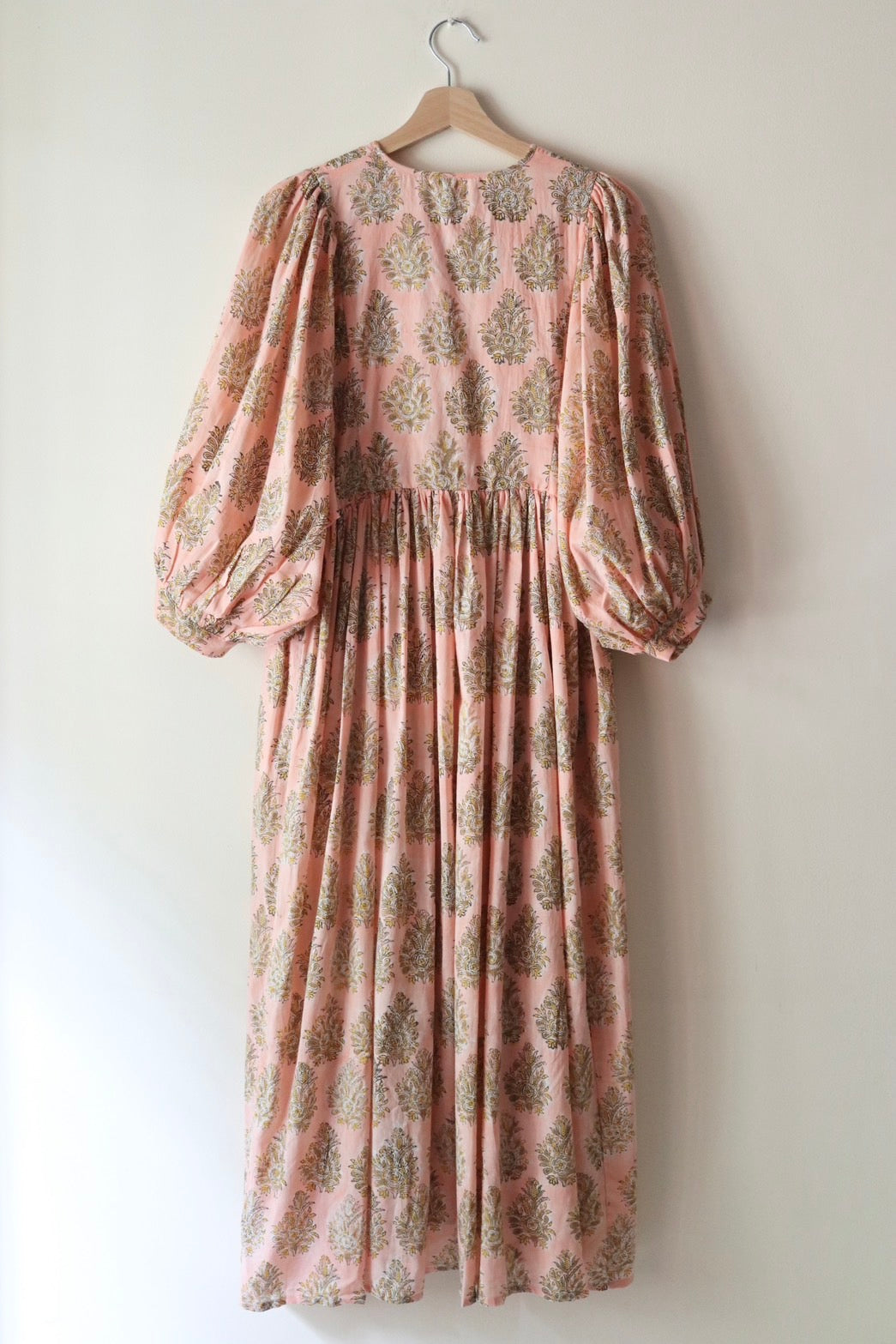 Balloon sleeve dress_ pink