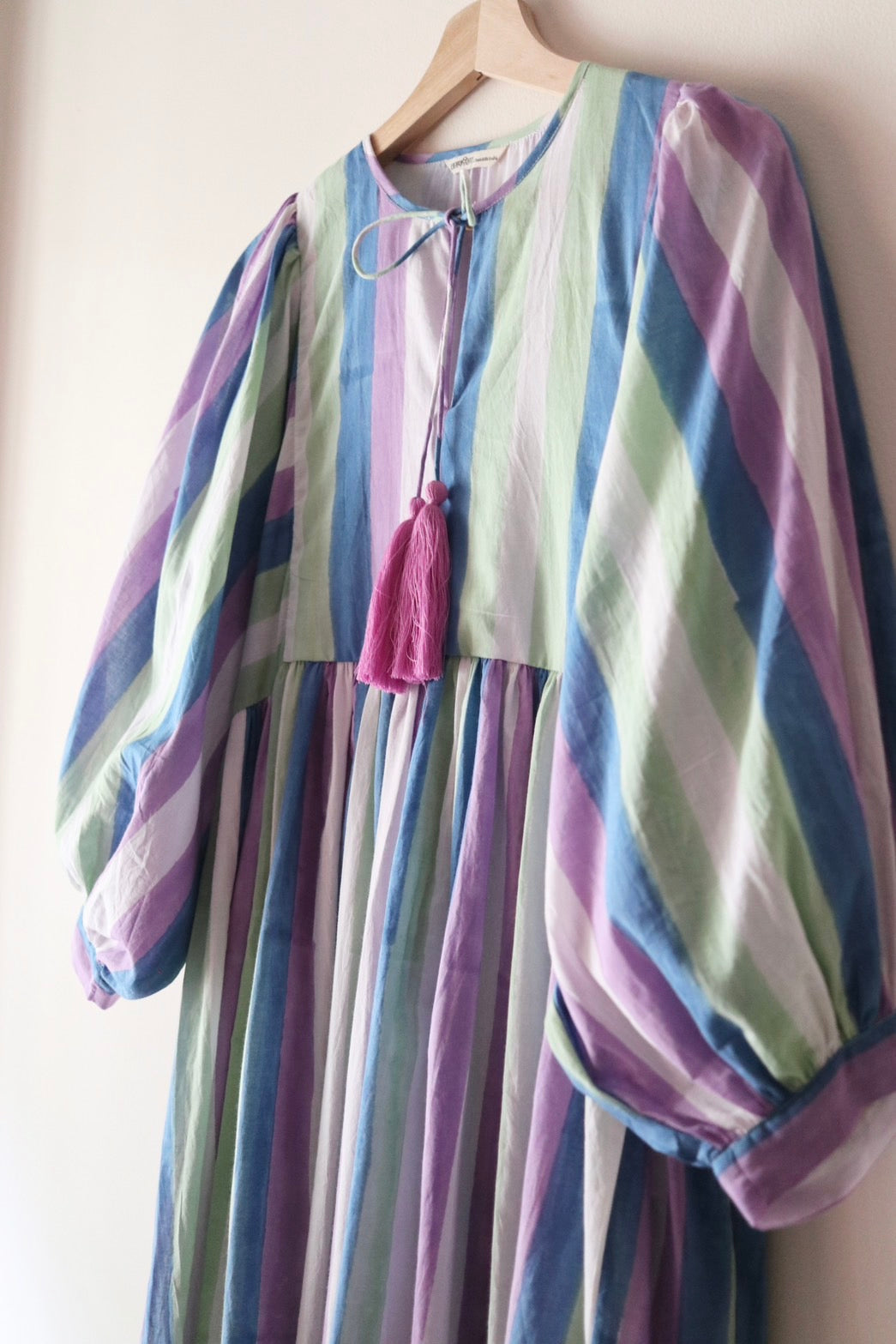 Balloon sleeve dress_ Pastel Stripe