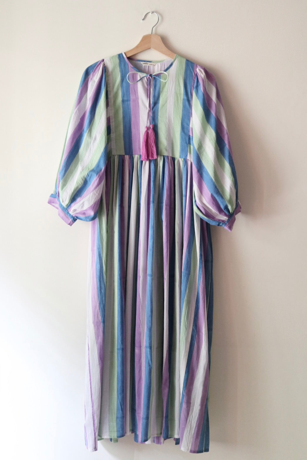Balloon sleeve dress_ Pastel Stripe