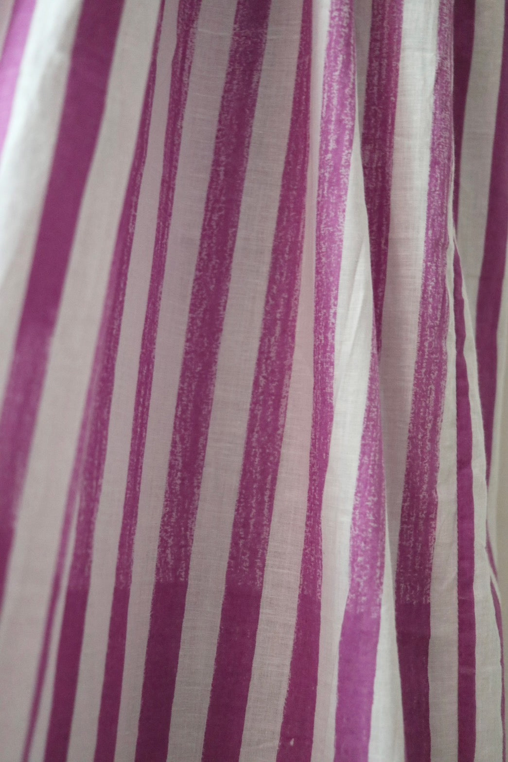 Balloon sleeve dress_ purple