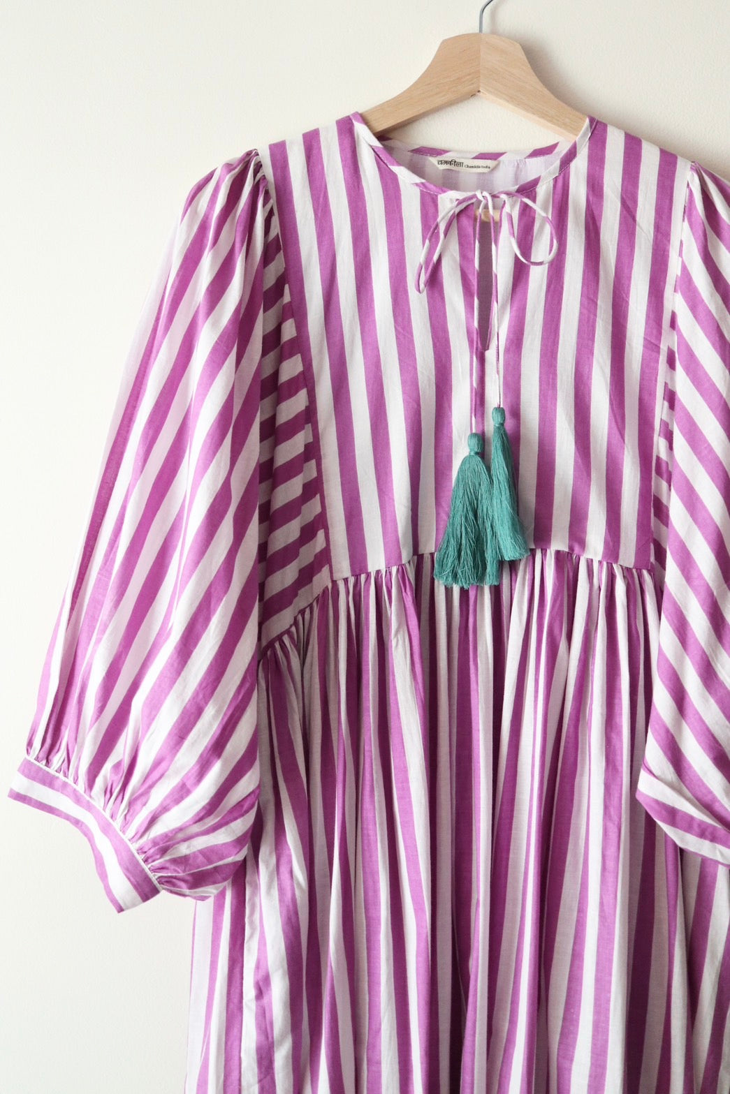 Balloon sleeve dress_ purple