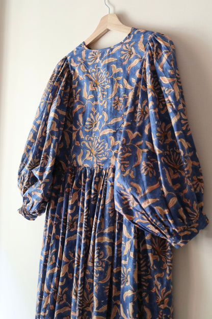 Balloon sleeve dress_ Blue