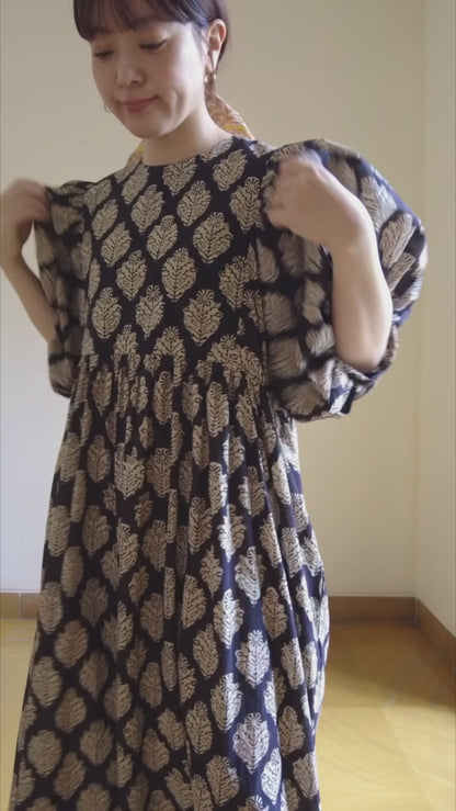 【7/23(木)21:00 JST 販売開始】Puff Sleeve Dress [パフ スリーブ ドレス]